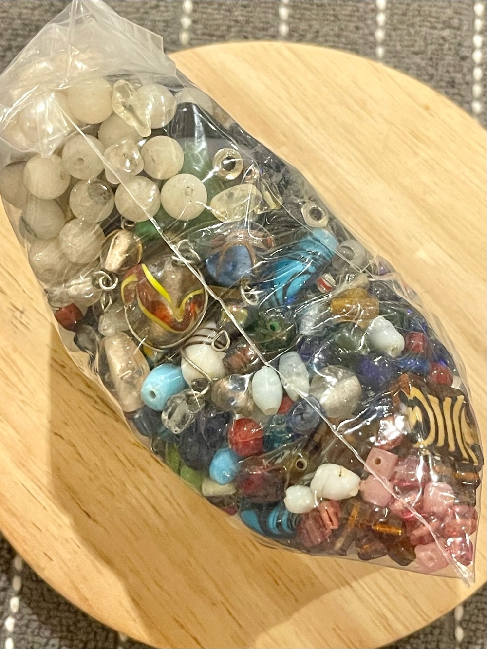 🌑BULK One Pound Estate Collection Craft Glass Beads Mix for DIY🌑 - Picture 4 of 6